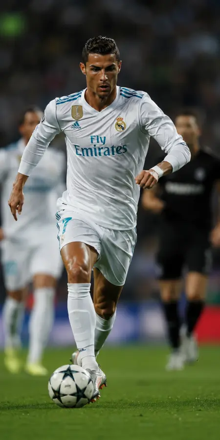 Cristiano Ronaldo Real Madrid Forward Run — football phone wallpaper