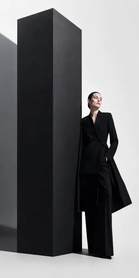 High Fashion Woman Black Suit Studio — iphone wallpapers phone wallpaper