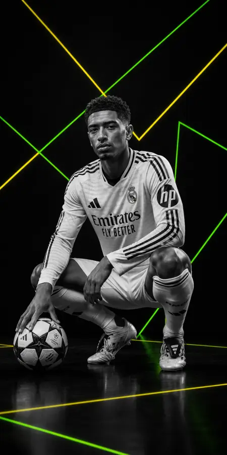 Jude Bellingham Real Madrid Crouching Pose — football phone wallpaper