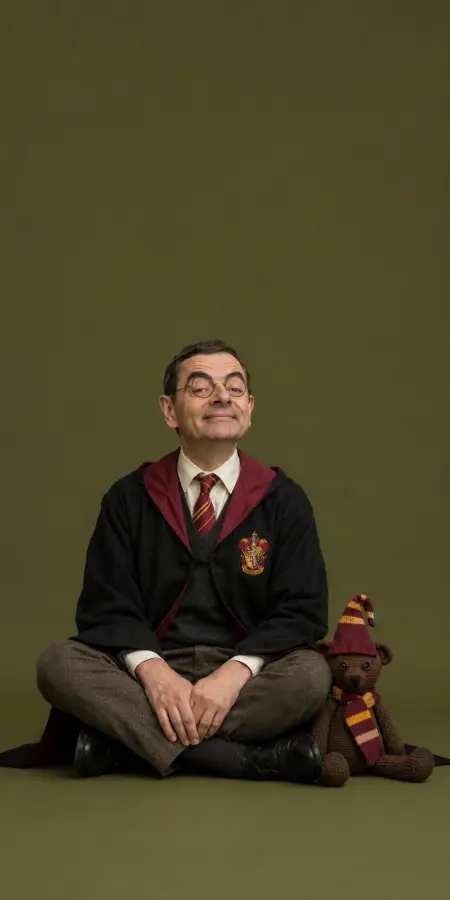 Mr Bean Wizard Sitting With Teddy — funny celebrities photos phone wallpaper